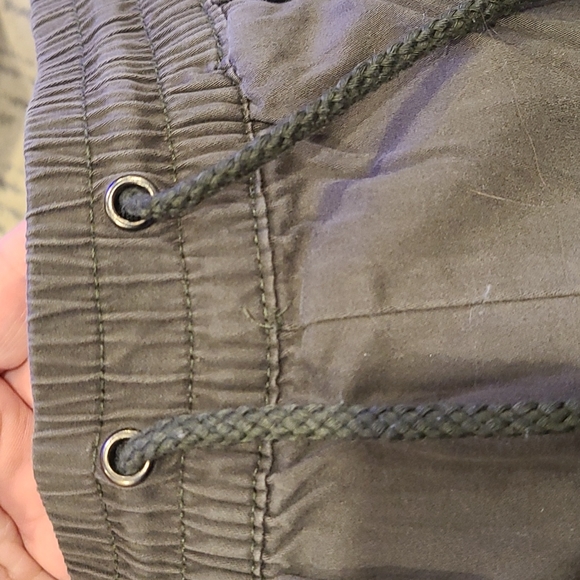 Seven sisters green cargo type joggers - Picture 3 of 8